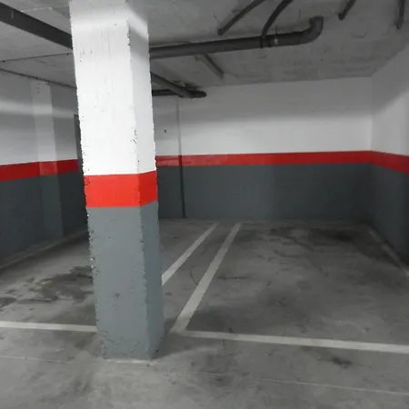 Apartment Moderno Internet Y Aparcamiento Gratis *
